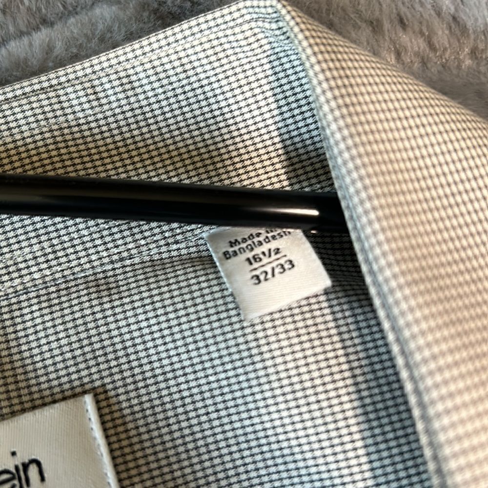 Calvin Klein Button-Down Shirt - Picture 10 of 11